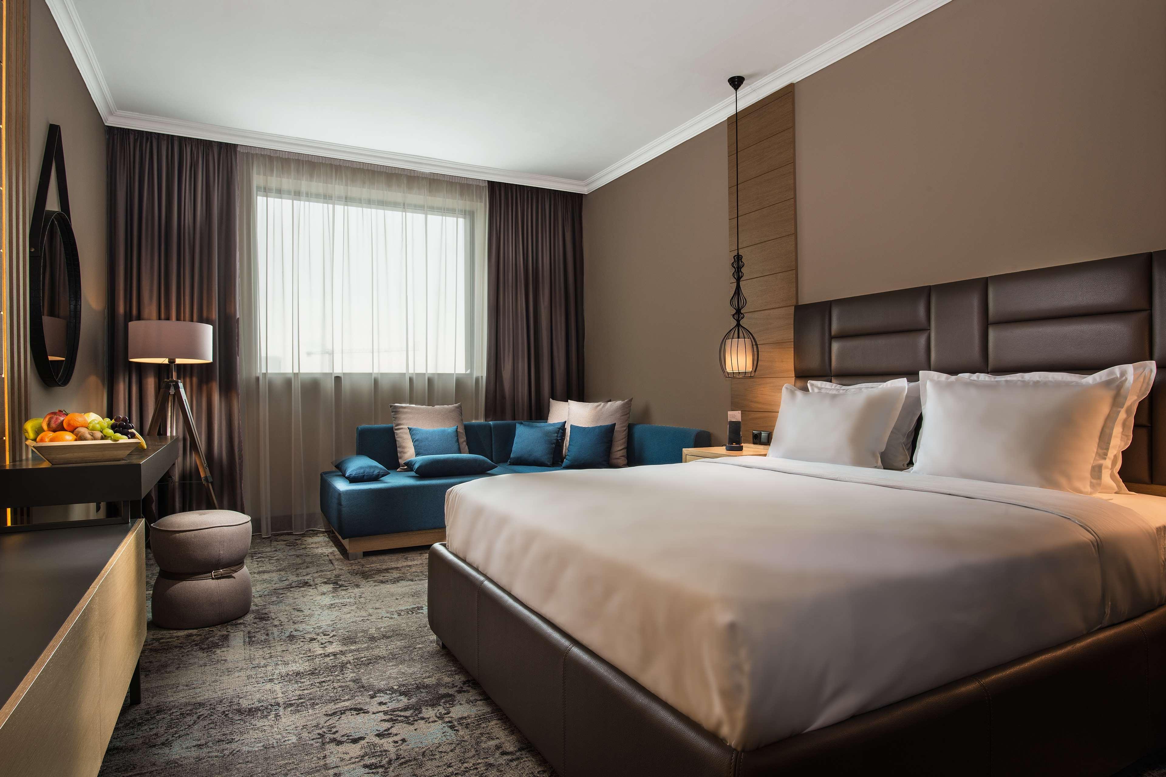 Expo Sofia Hotel - Free Arrival Shuttle Bus - Free Parking - Free Compliments - Free Wi-Fi Exterior foto