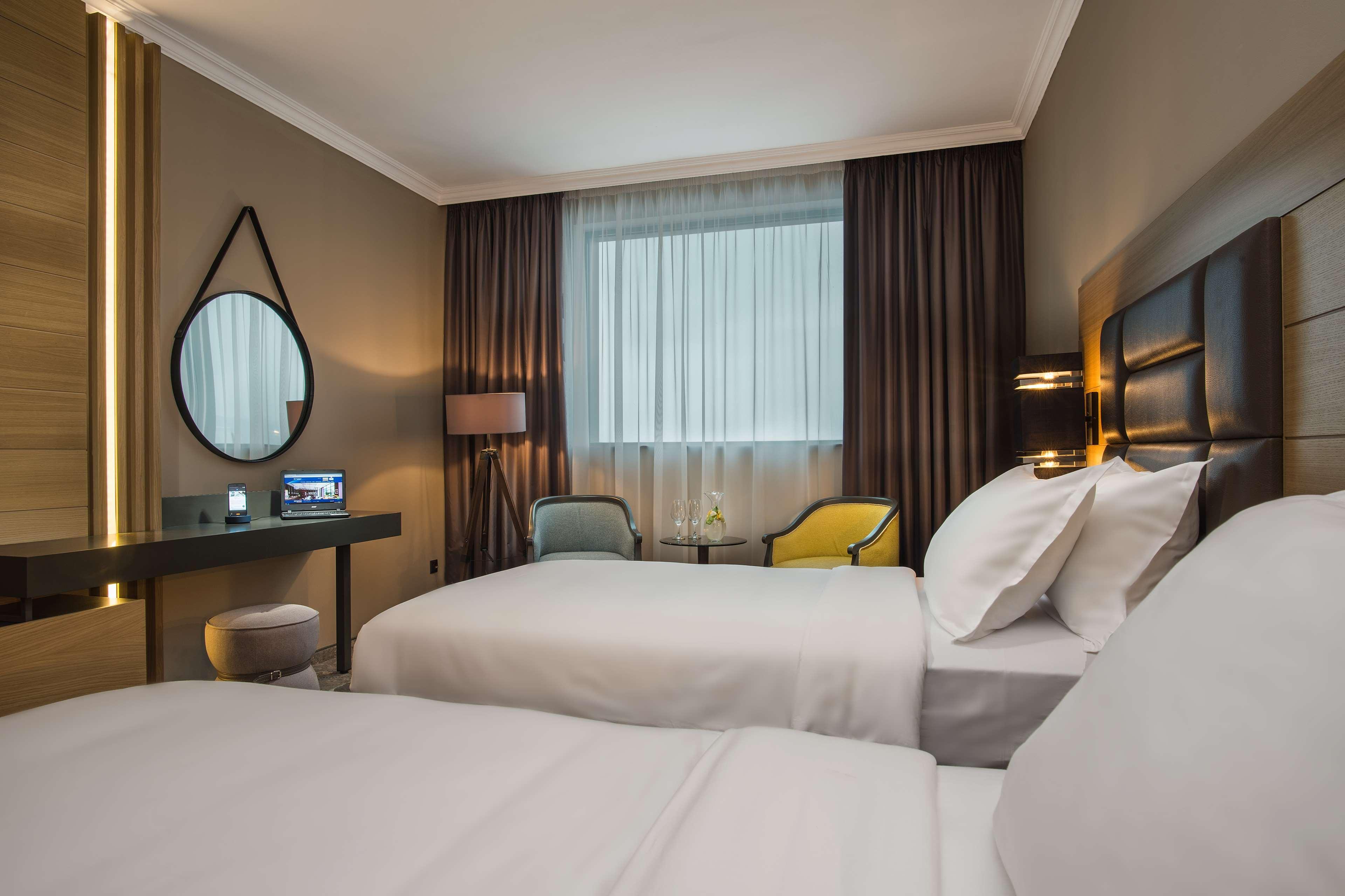 Expo Sofia Hotel - Free Arrival Shuttle Bus - Free Parking - Free Compliments - Free Wi-Fi Exterior foto