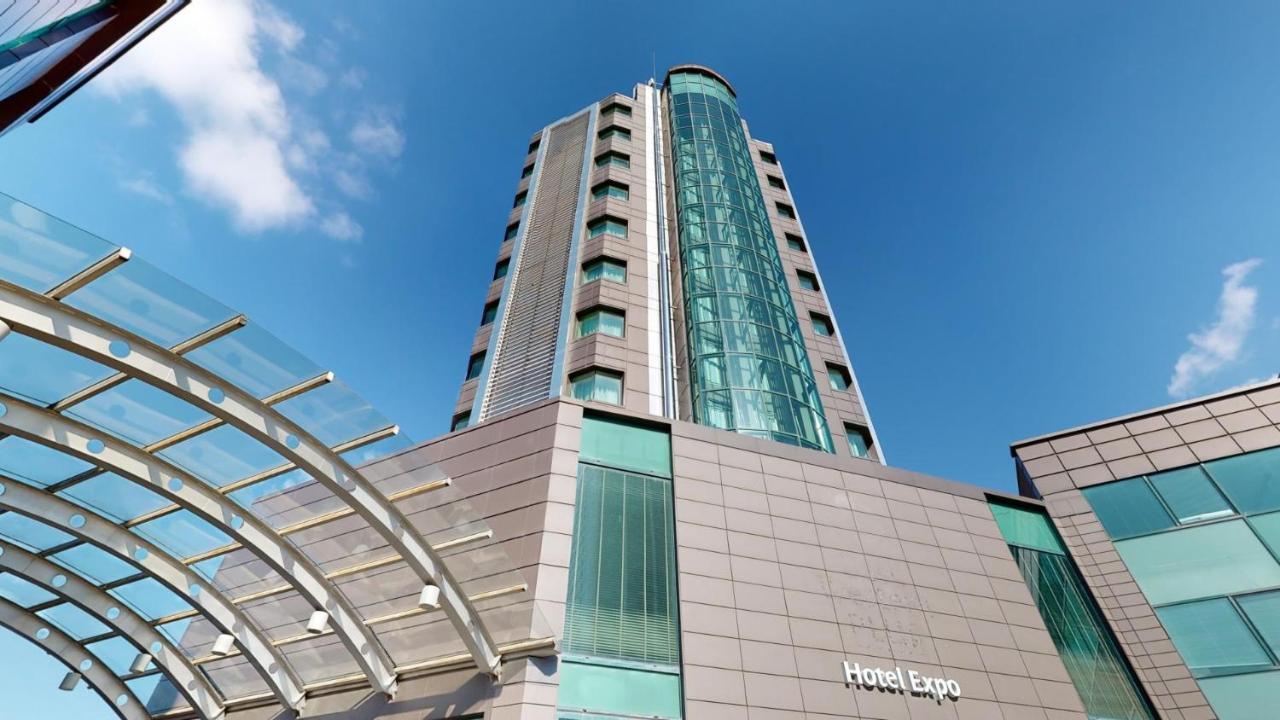 Expo Sofia Hotel - Free Arrival Shuttle Bus - Free Parking - Free Compliments - Free Wi-Fi Exterior foto